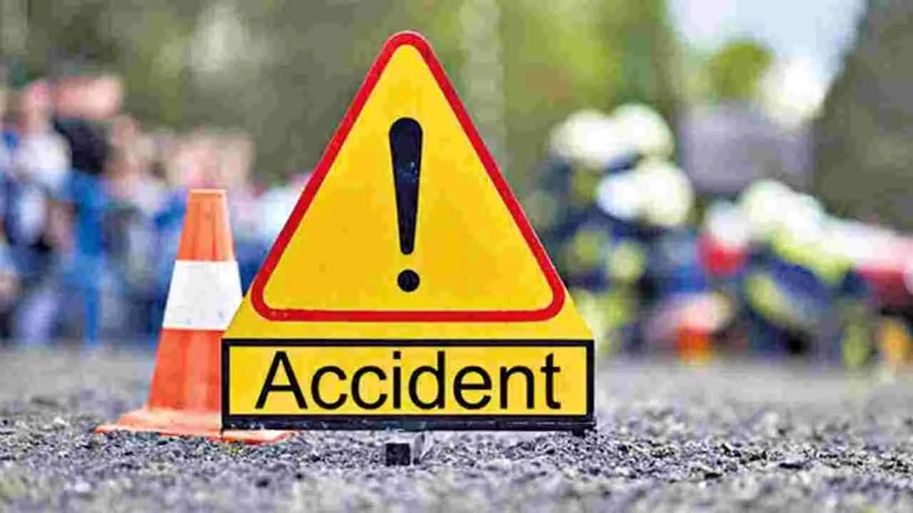 Road Accident: పెద్ద గోల్కొండ ఔటర్ రింగ్ రోడ్డుపై ఘోర ప్రమాదం..