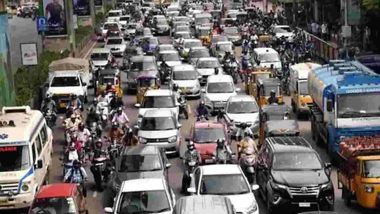 Traffic Restrictions: హైదరాబాదీలకు గమనిక.. ఈ ఏరియాలో 16 రోజులు ట్రాఫిక్ ఆంక్షలు