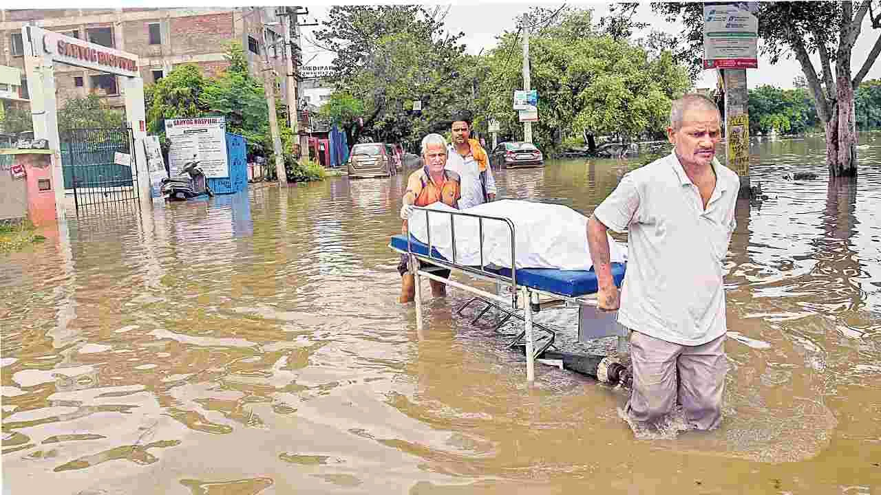 Shimla : ఉత్తరాదిలో వర్ష బీభత్సం.. 28 మంది మృతి