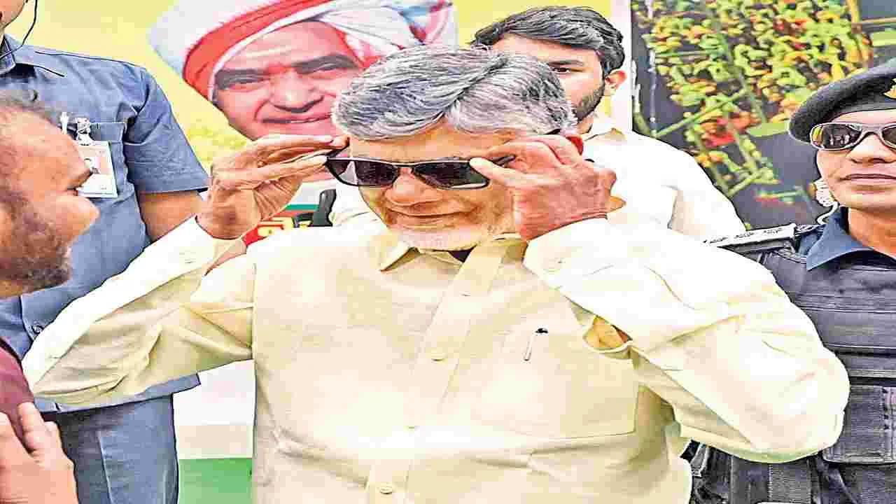 Chandrababu : మబ్బుల్ని ఛేదించే నాయకత్వం ఉండాలి