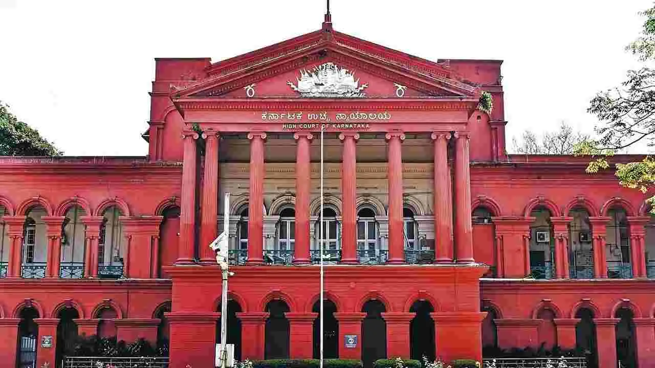  Karnataka High Court : రిటైర్మెంట్‌ తర్వాత పుట్టినతేదీ మార్పు కుదరదు