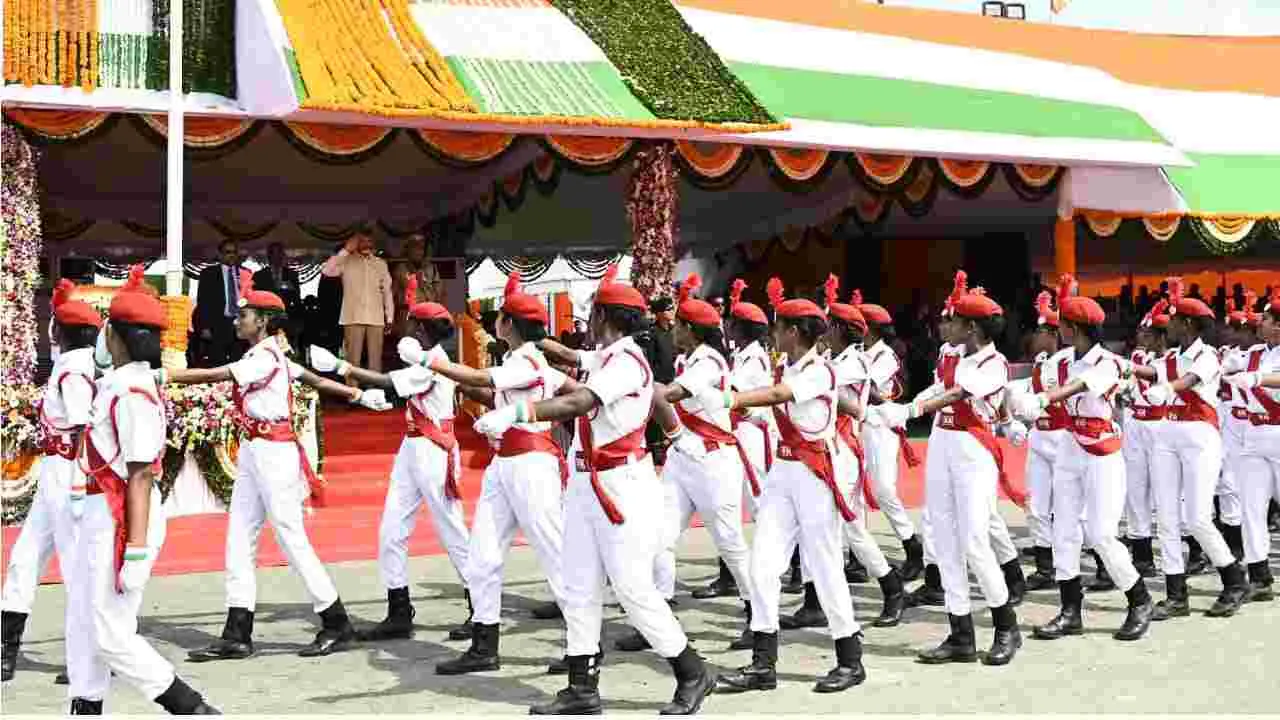 78వ స్వాతంత్ర్య దినోత్సవ వేడుకల్లో సీఎం చంద్రబాబు..