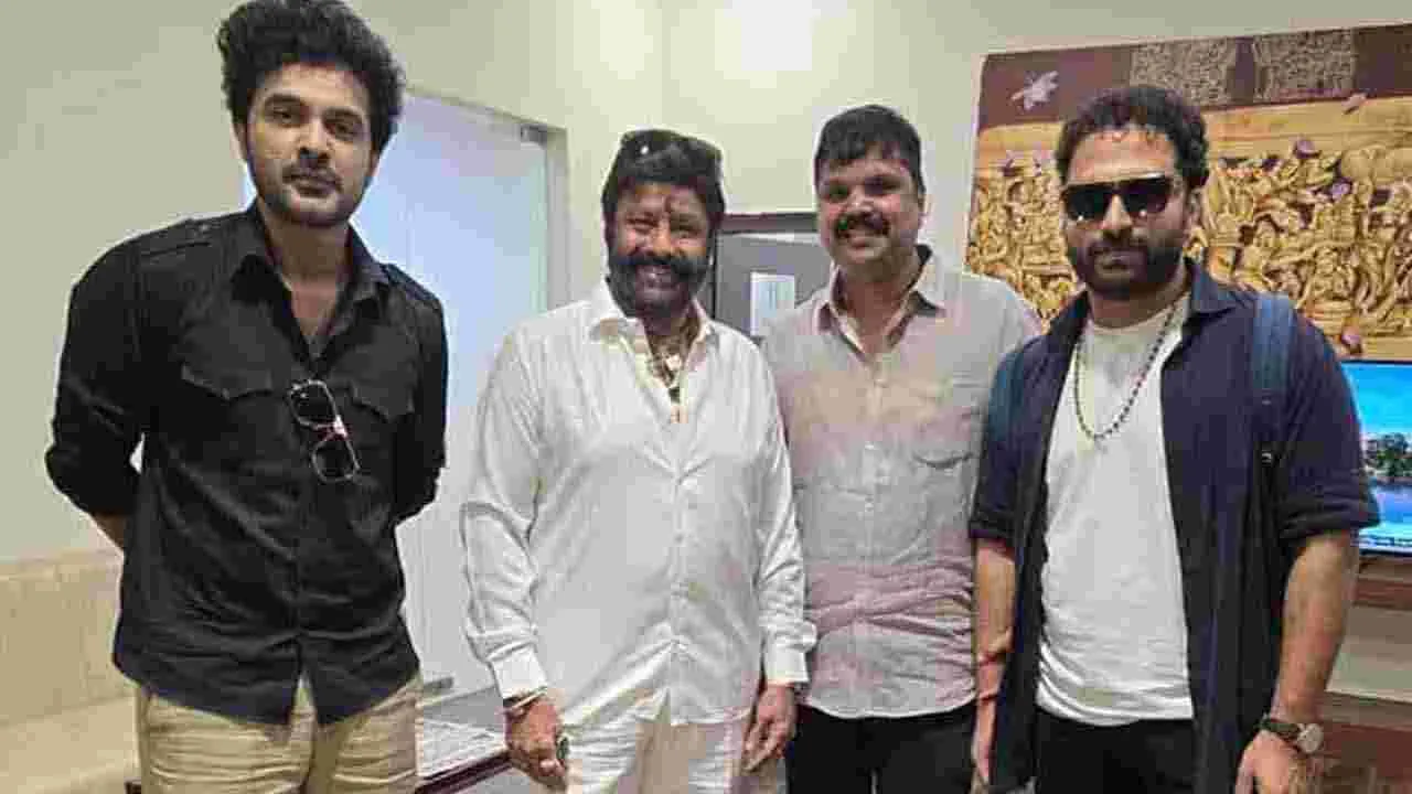 Balakrishna: సీఎం రిలీఫ్‌ ఫండ్‌కు చెక్కులు ఇచ్చేందుకు విజయవాడకు సినీ బృందం