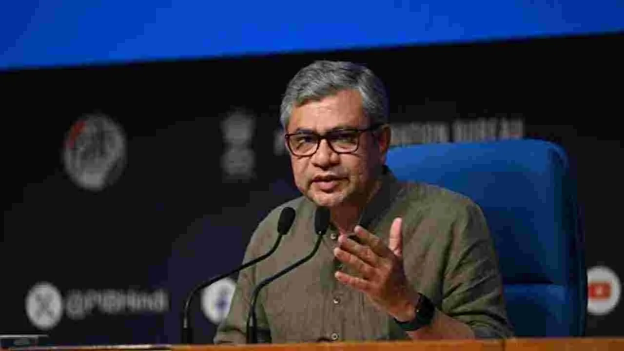 Cabinet decisions: 3 మెట్రో రైల్, 2 ఎయిర్‌పోర్ట్ ప్రాజెక్టులకు కేంద్ర క్యాబినెట్ ఆమోదం