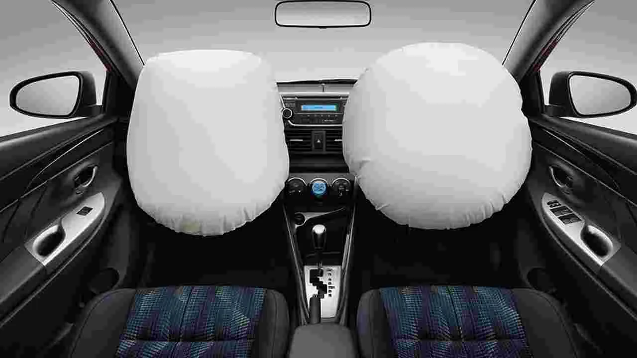 Airbags: మీ కారు ఎయిర్‌బ్యాగ్స్ పనిచేస్తున్నాయా.. ఇలా నిమిషాల్లో చెక్ చేయండి