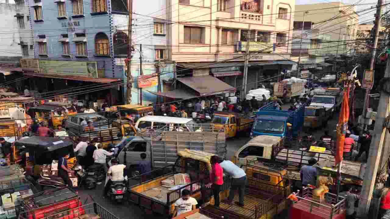 Hyderabad: 101 గజాలు.. రూ.10 కోట్లు 