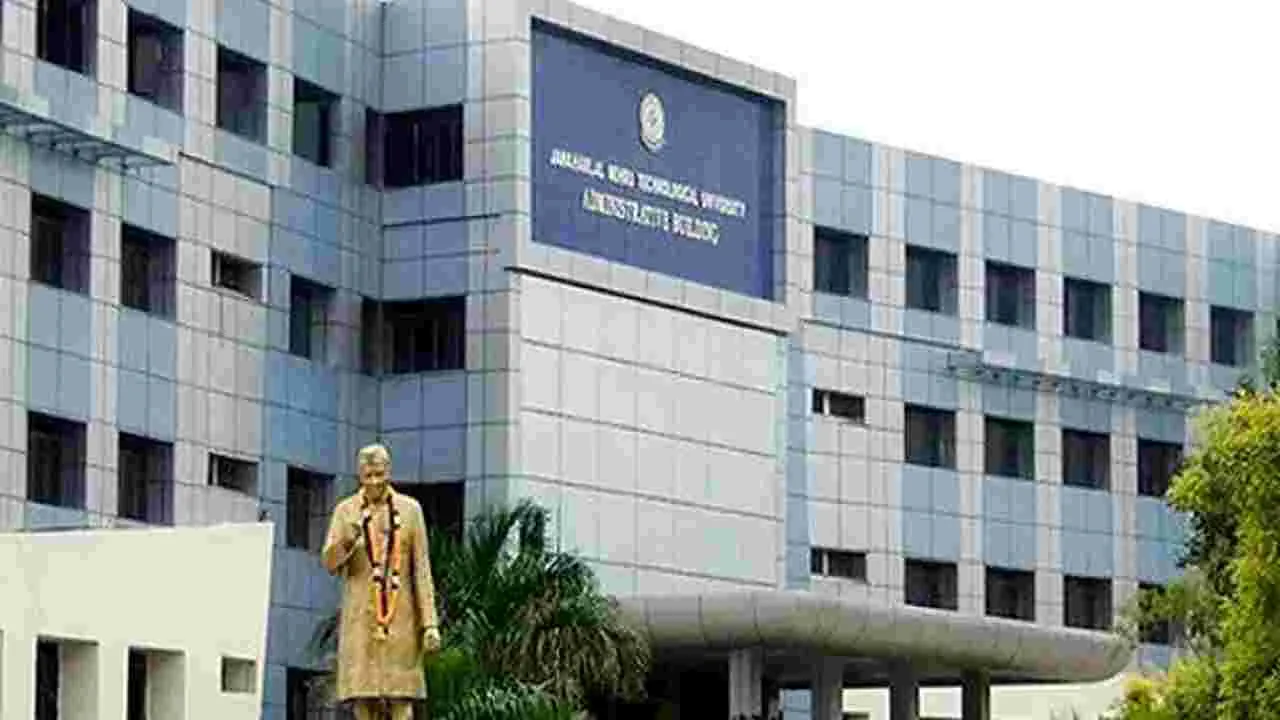 JNTU: జేఎన్‎టీయూలో బీఎఫ్ఎస్ఐ మైనర్‌ డిగ్రీ..