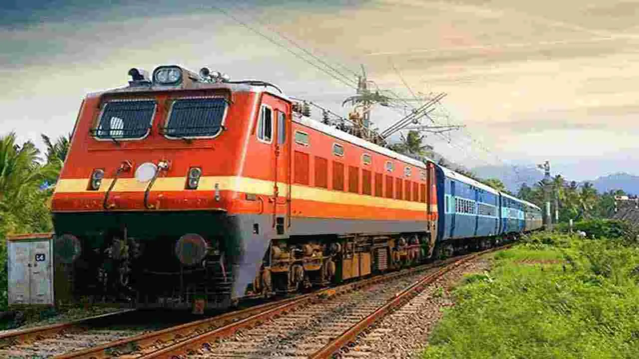 Special trains: ఓనం సందర్భంగా కేరళకు ప్రత్యేక రైళ్లు...