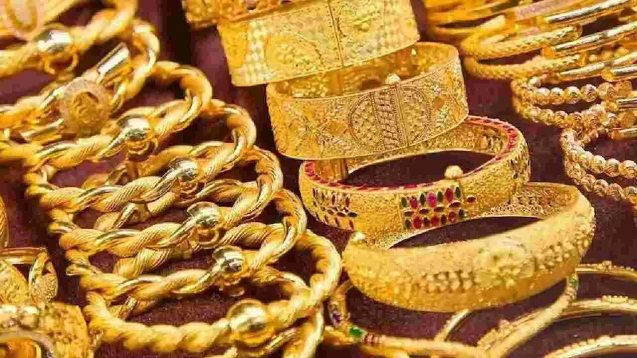 Gold Rates Today: శ్రావణమాసం వచ్చేసింది.. ఇక బంగారానికి ఫుల్ డిమాండ్ 