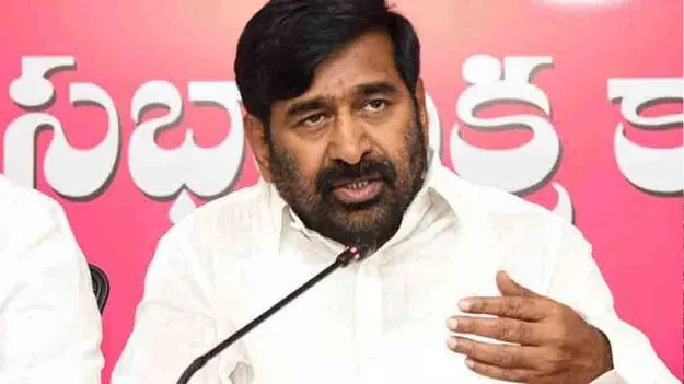 Jagadish Reddy: మాజీలను చేర్చుకుంటే బలపడతామని బీజేపీ భ్రమపడుతుంది : జగదీష్ రెడ్డి