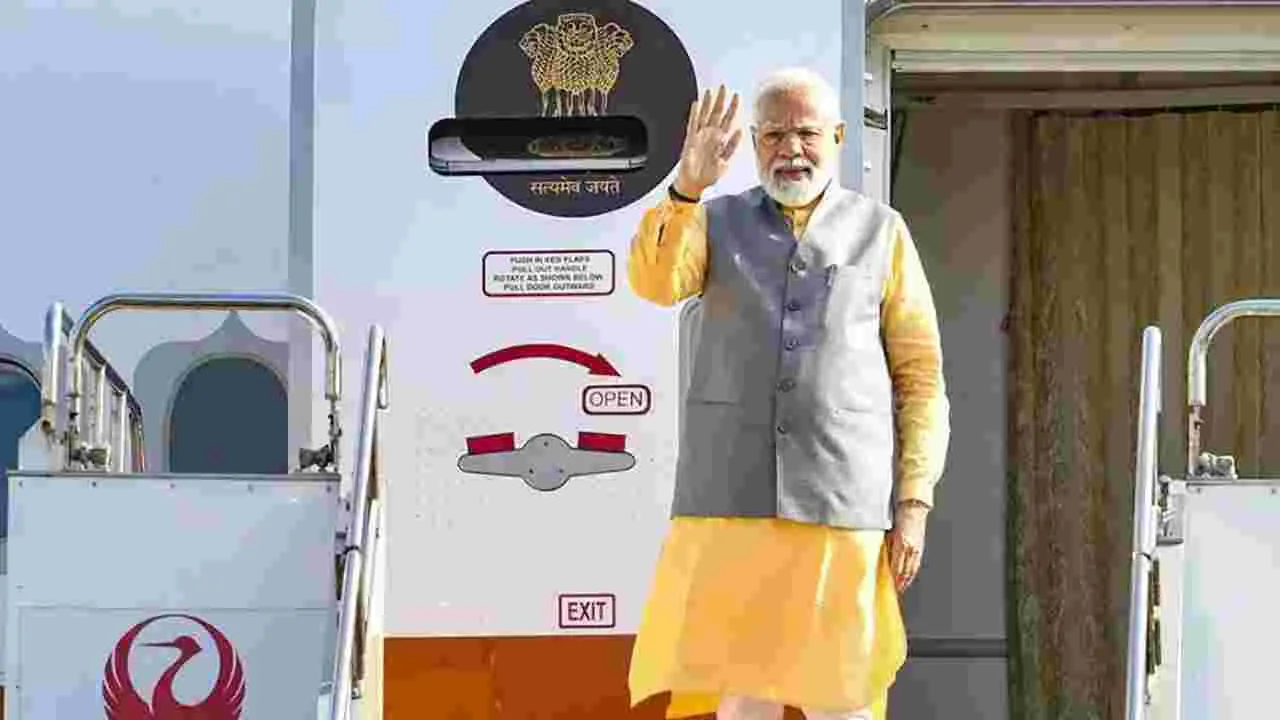 Narendra Modi: విదేశీ పర్యటనకు ప్రధాని మోదీ.. పోలాండ్, ఉక్రెయిన్‌లో మూడు రోజుల పర్యటన!