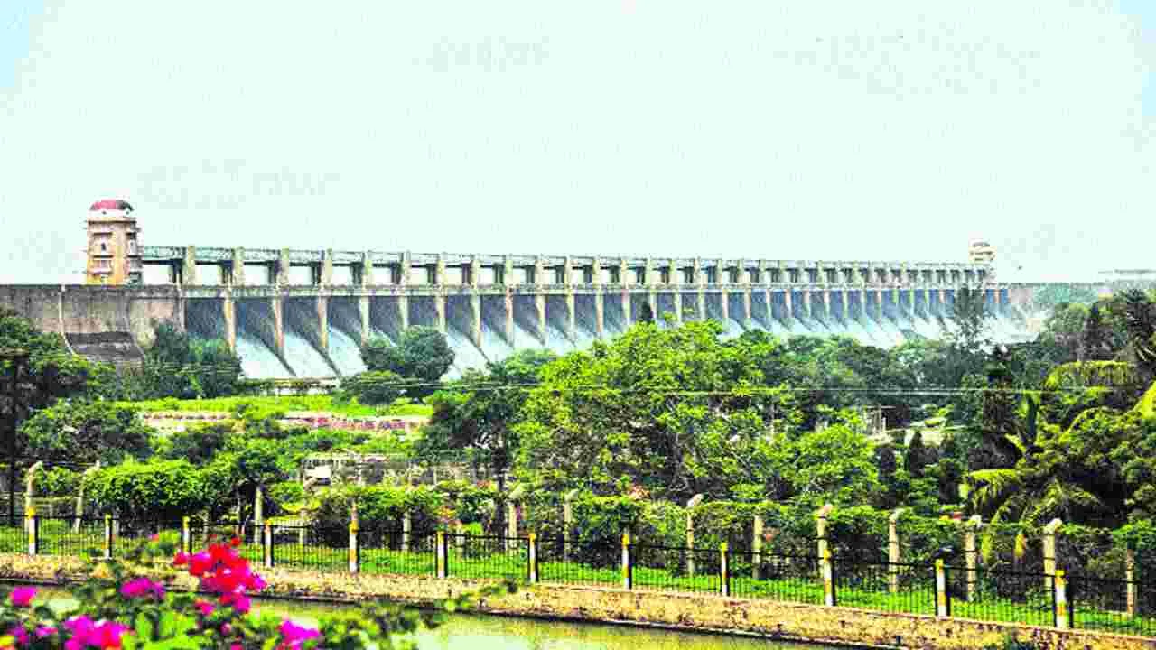 Tungabhadra water: తీరనున్న ప్రజల ‘పానీ’ పాట్లు..