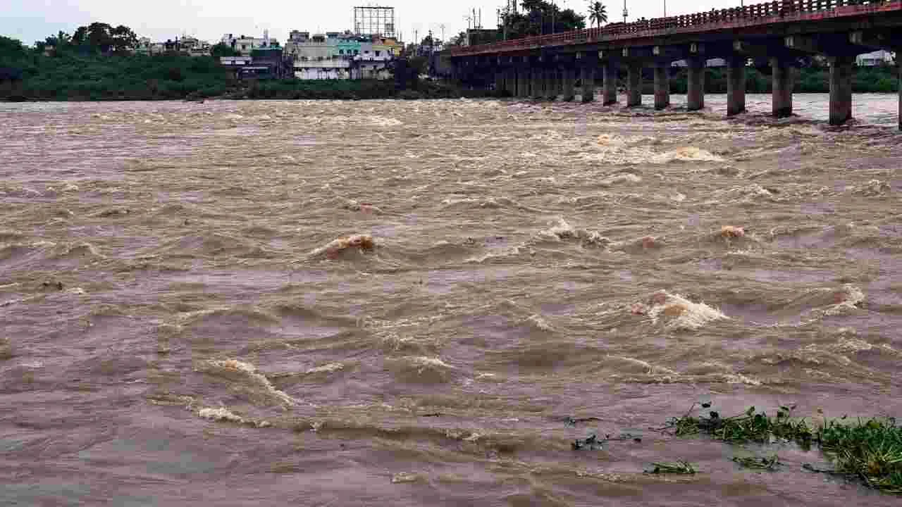 Rain Alert: శ్రీకాకుళంలో జిల్లాలో భారీ వర్షాలు..