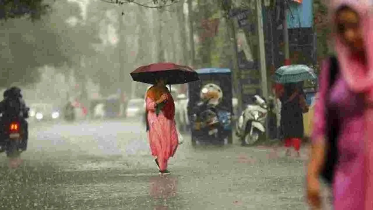 Heavy Rains : అయిదు రాష్ట్రాలకు రెడ్ అలర్ట్.. పుణెలో నేడు సీఎం పర్యటన.. హిమాచల్‌ప్రదేశ్‌లో కుంభవృష్టి 13 మంది మృతి