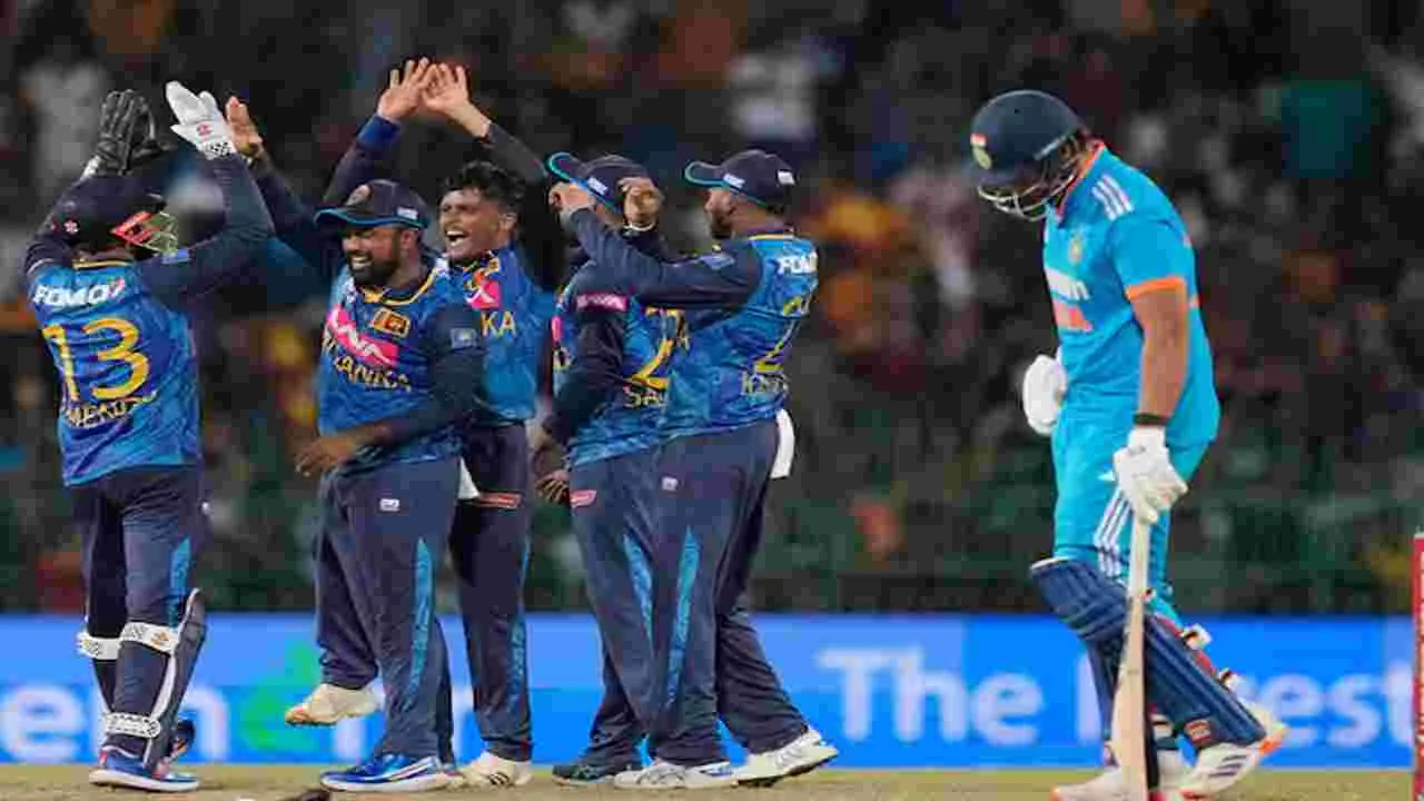 India vs SriLanka: కష్టాల్లో టీమిండియా.. 96 కే 6 వికెట్లు డౌన్!