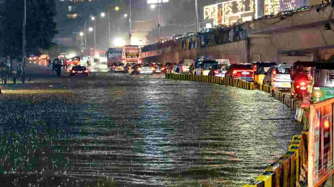 Hyderabad: దంచికొట్టిన వాన..