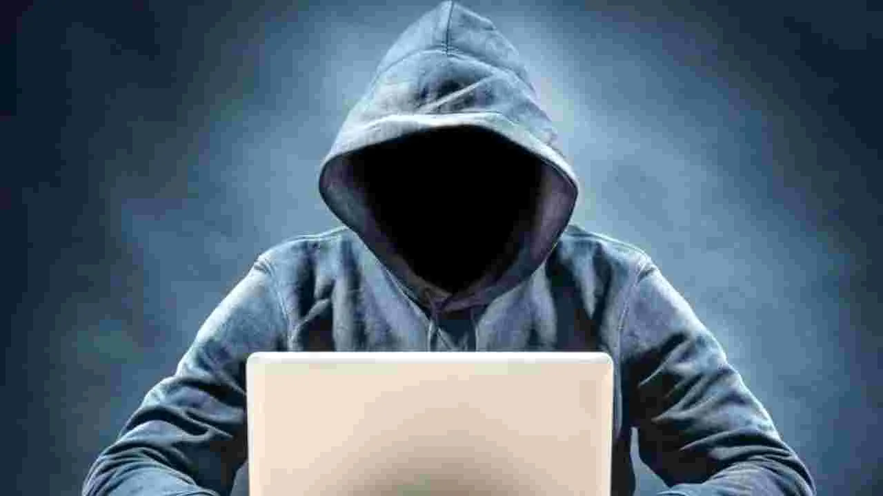 Cyber Crime: కంబోడియాలో ఉద్యోగం పేరుతో  సైబర్‌ నేరాల ఉచ్చులోకి