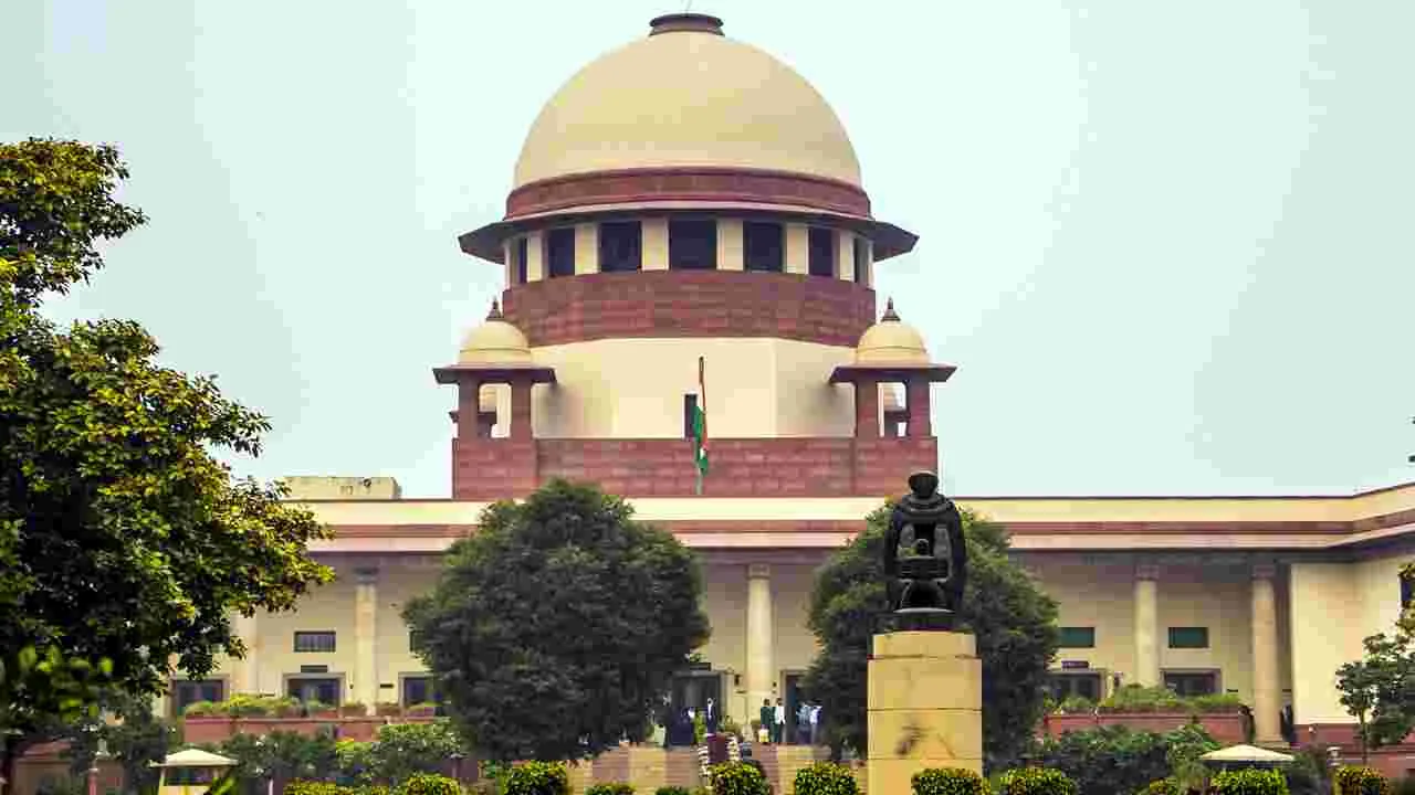 Supreme Court: హైడ్రాకు సొంత సామగ్రి