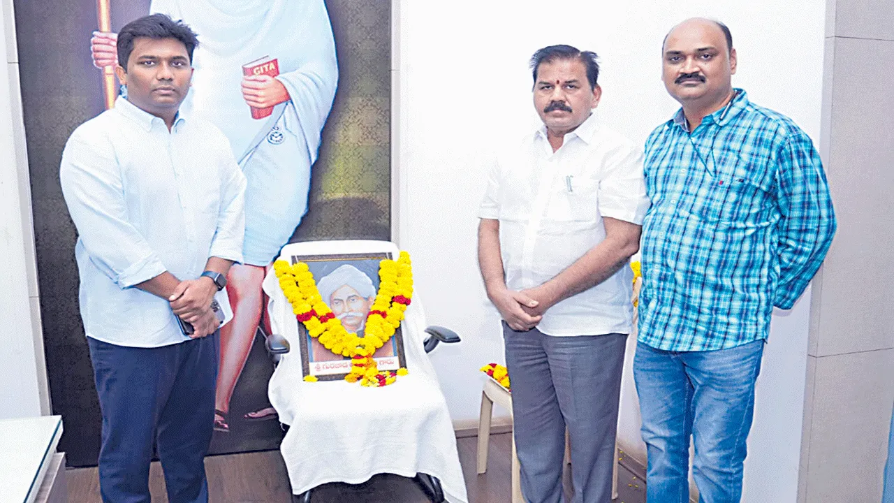 గొప్ప సంఘ సంస్కర్త గురజాడ : కలెక్టర్‌