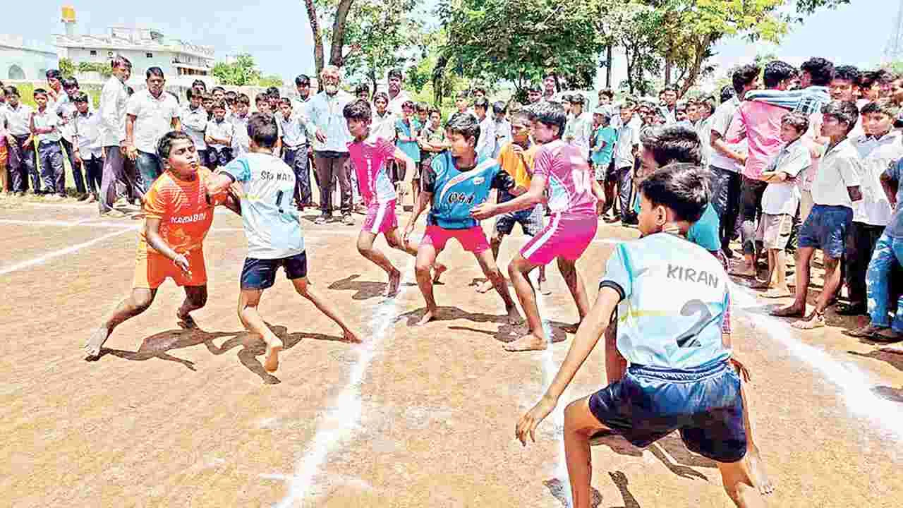 క్రీడా పోటీలు ప్రారంభం