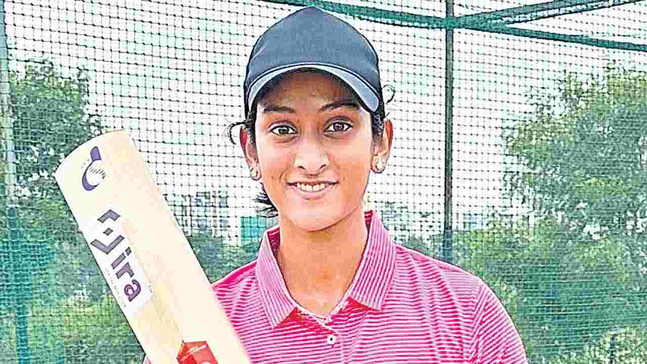 జార్ఖండ్కు ఆడనున్న ప్రణవి | Pranavi to play for Jharkhand