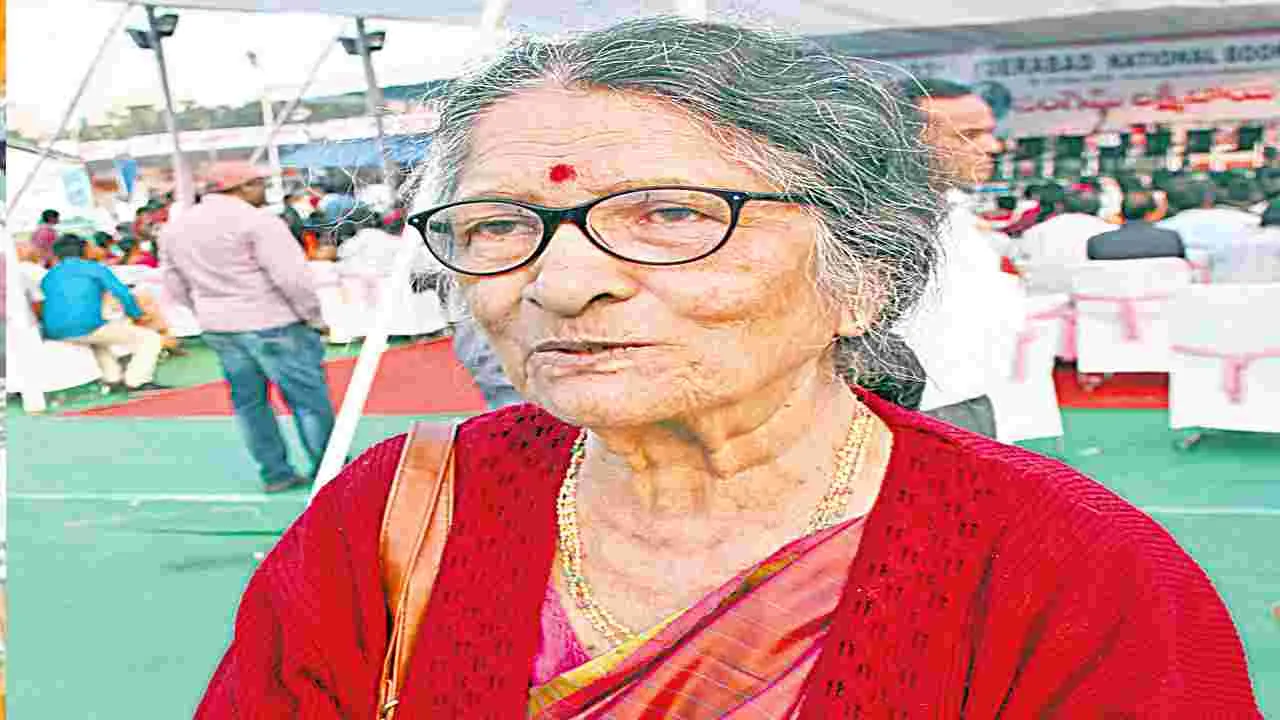 Boyi Vijayabharati: ప్రఖ్యాత రచయిత్రి, సాహిత్య పరిశోధకురాలు బోయి విజయ భారతి ఇకలేరు