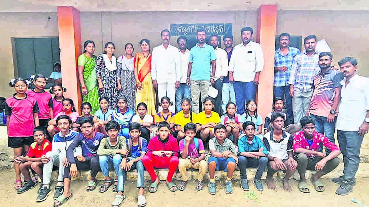 SCHOOL GAMES:  రాష్ట్ర స్థాయి పోటీలకు క్రీడాకారుల ఎంపిక