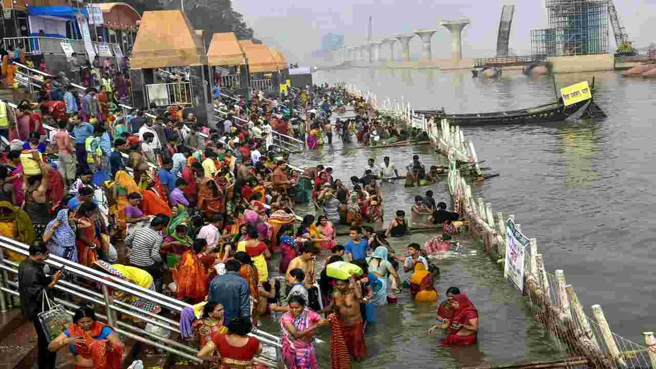 బిహార్‌లో పవిత్ర స్నానాలకు వెళ్లి 46 మంది మృతి