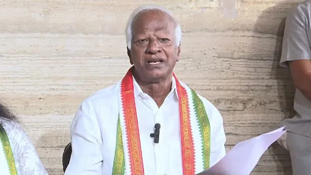 Kadiyam Srihari Counter on KCR:  కల్వకుంట్ల కుటుంబం తెలంగాణ వనరులను దోచుకుంది: కడియం శ్రీహరి