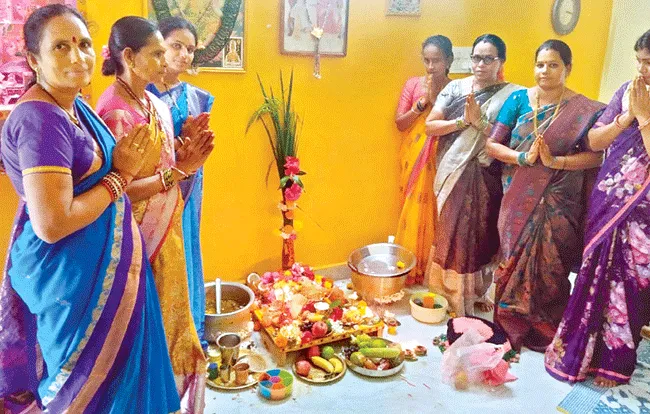 భక్తి శ్రద్ధలతో పోలాల అమావాస్య 