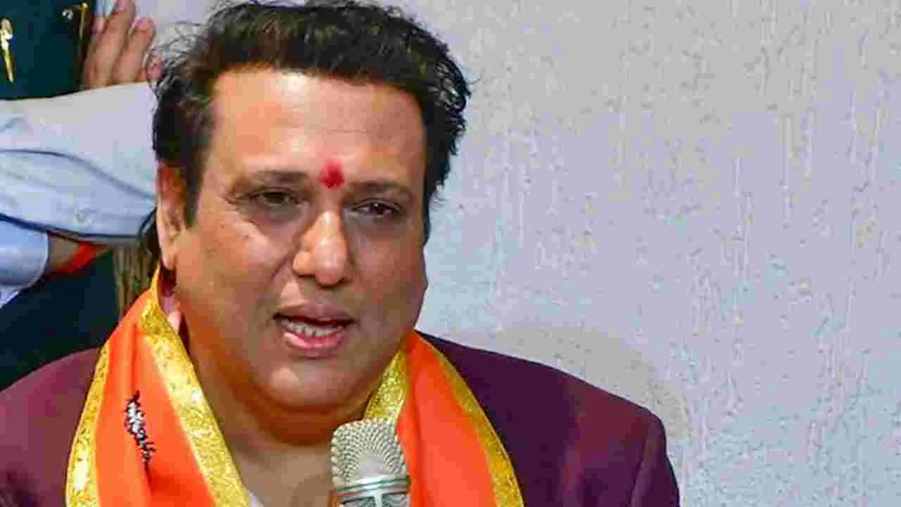 Govinda: గోవిందాకు బుల్లెట్ గాయం.. పోలీసులు ఏమన్నారంటే