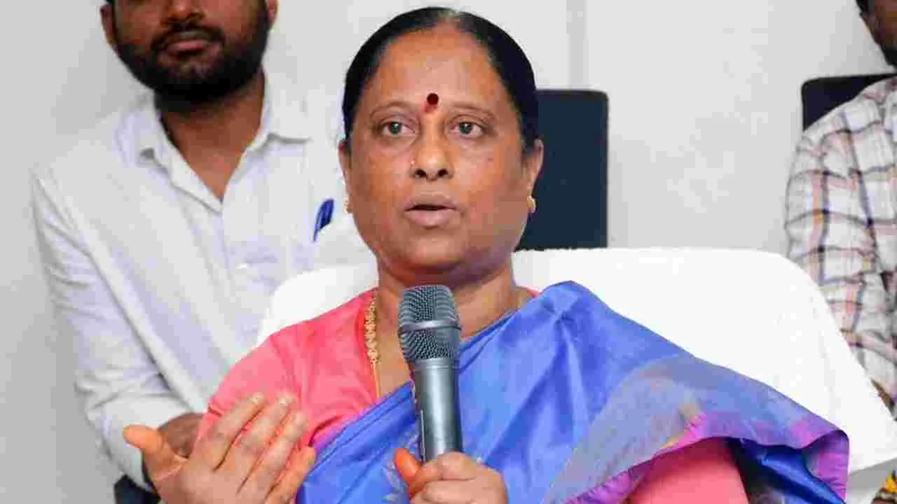 Minister Konda Surekha: యాదగిరిగుట్టలో  భక్తుల కోసం ప్రత్యేక ఏర్పాట్లు