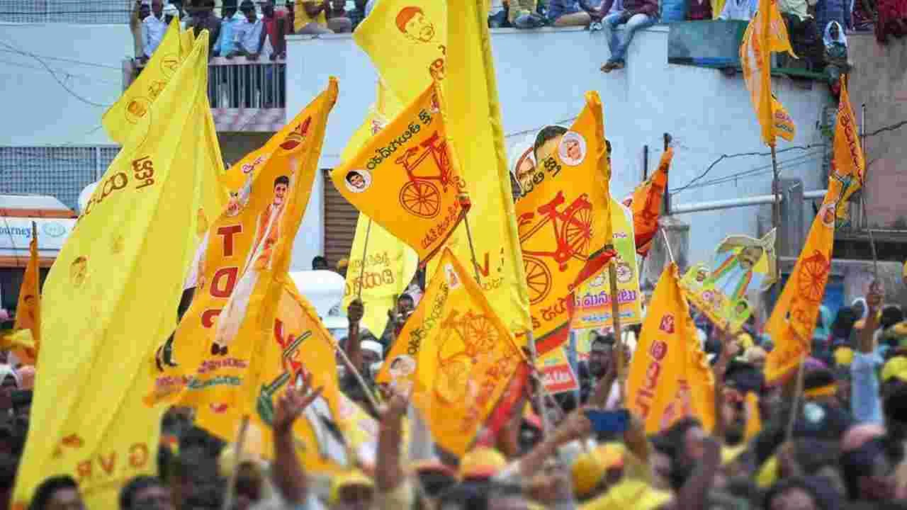 TDP: దీక్షకు దిగిన టీడీపీ ఎమ్మెల్యే