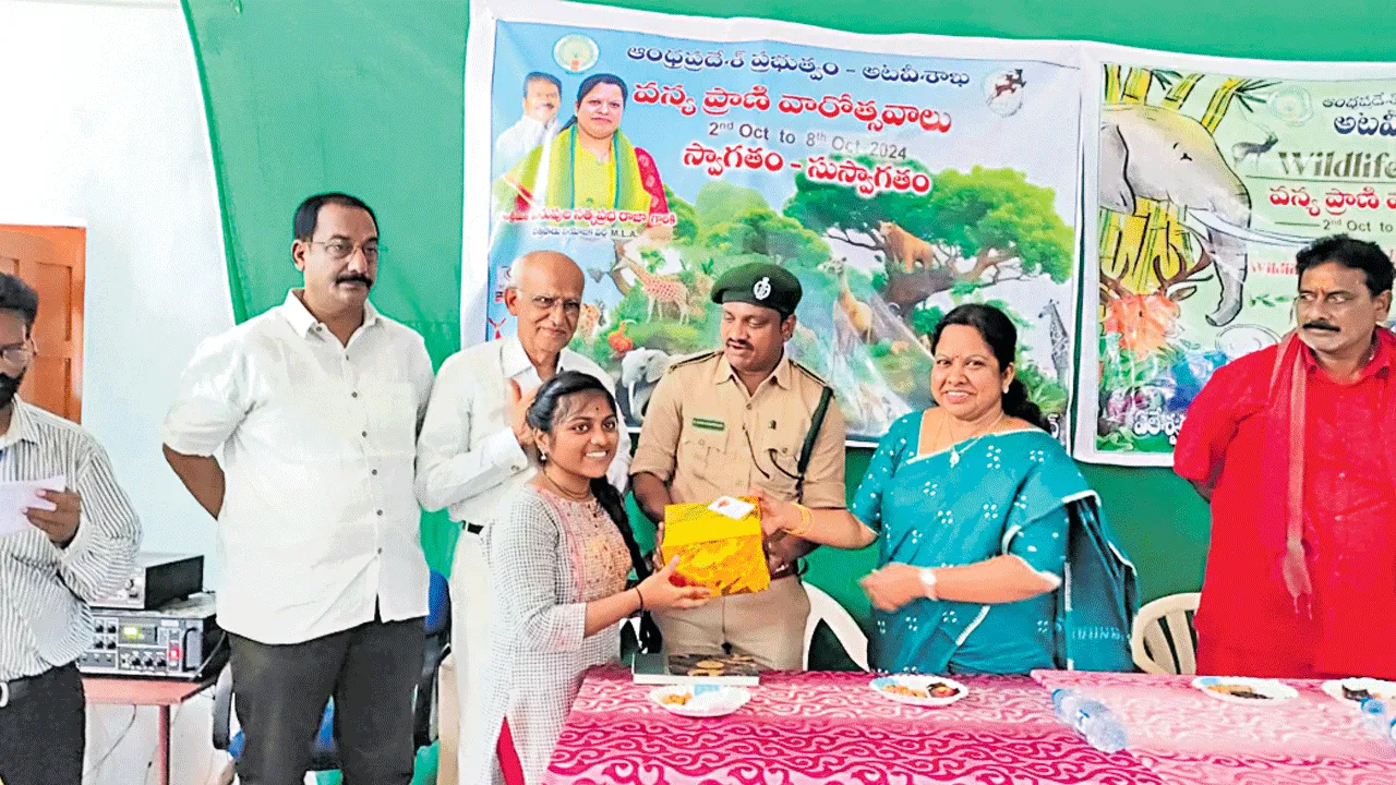 వన్యప్రాణులను కాపాడాలి