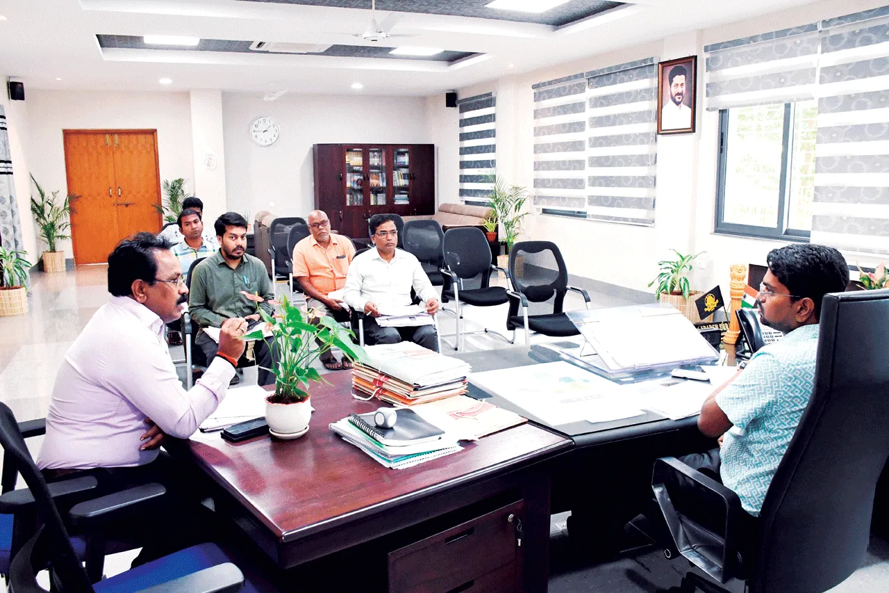 అర్హులందరికీ పథకాలు అందించాలి 