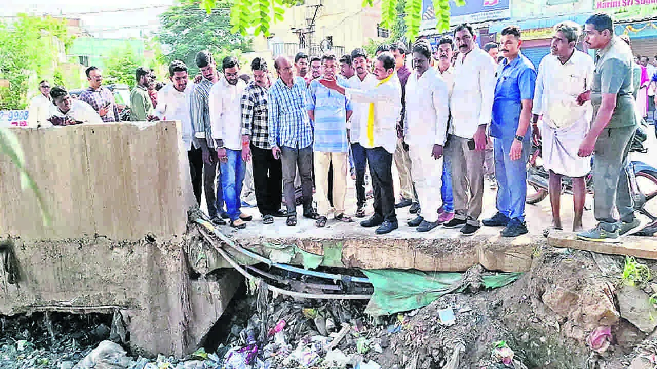 MLA DAGGUPATI : గత పాలకుల తప్పులు నగర ప్రజలకు శాపం