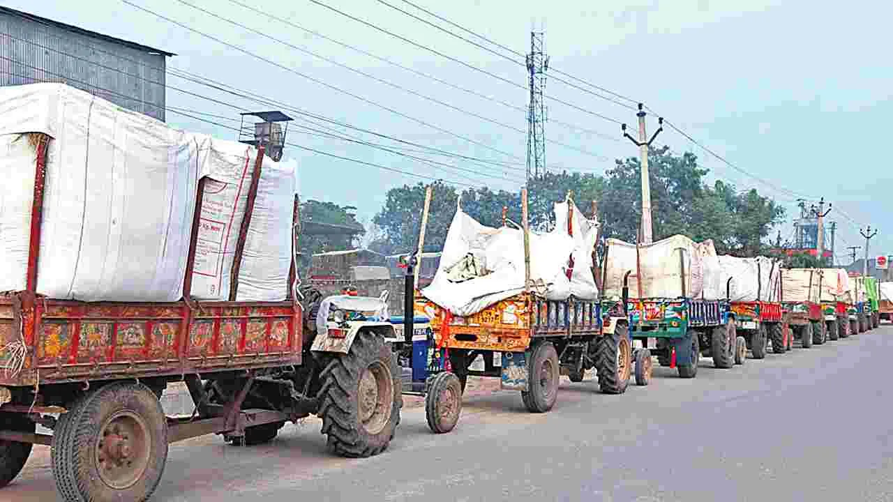 Nalgonda: ఇచ్చింది తీసుకో.. లేదంటే పో!!