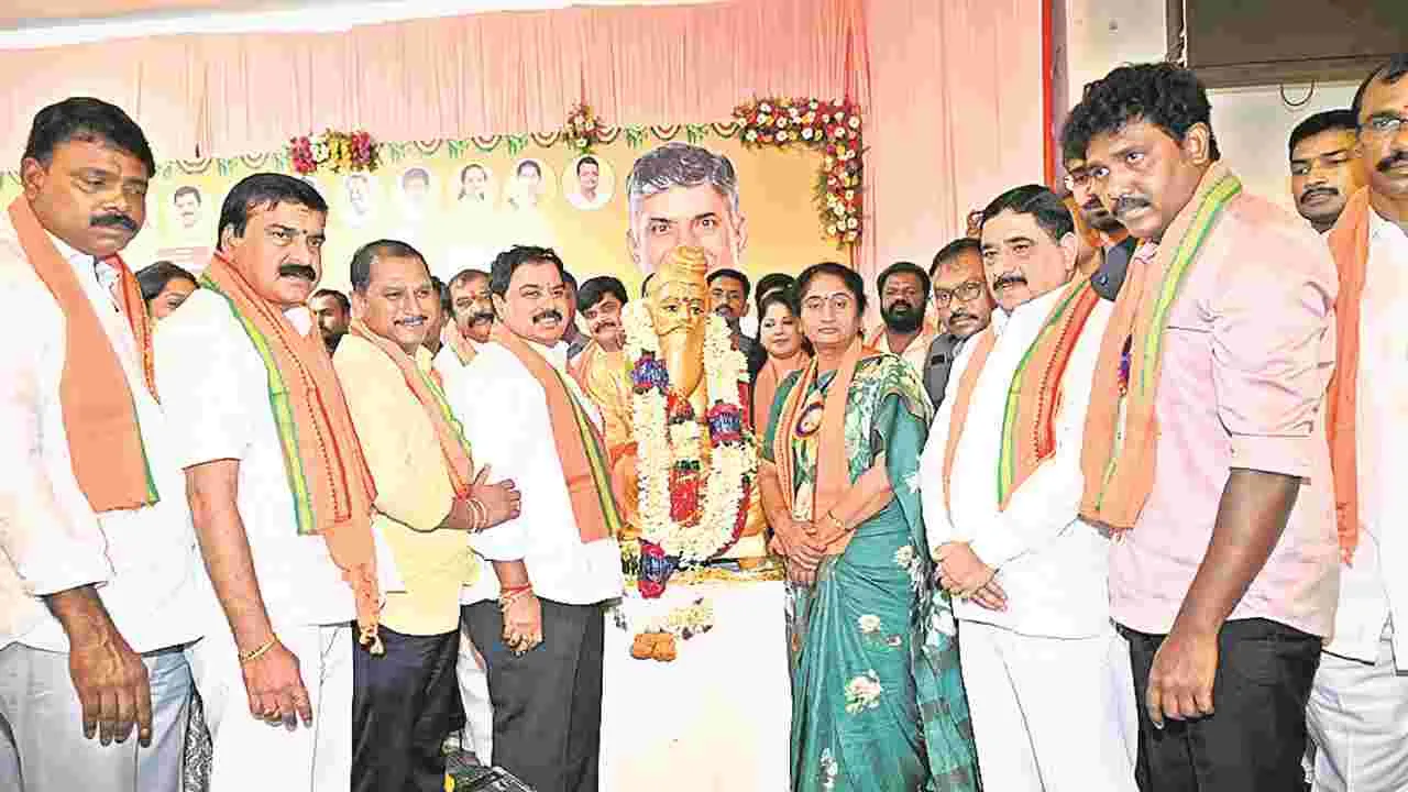  Valmiki : యువతకు వాల్మీకి స్ఫూర్తి