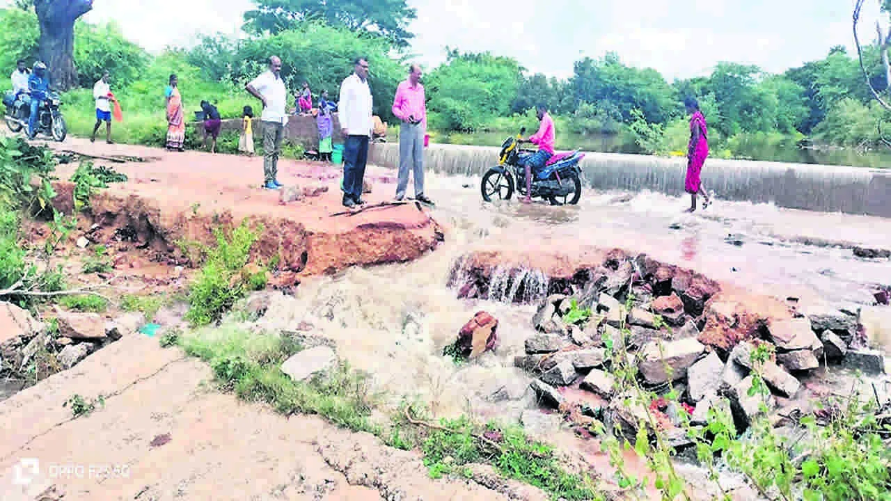 ROADS: రోడ్ల మరమ్మతులకు ప్రతిపాదనలు  