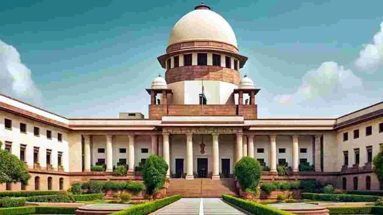 Supreme Court: గ్రూప్‌-1 పరీక్షను వాయిదా వేయాలి