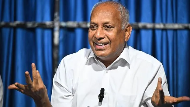 Chinta Mohan VS YSRCP: ఆ అధికారిని  విమర్శిస్తారా.. భూమన కరుణాకర్ రెడ్డిపై  చింతా మోహన్ ఫైర్