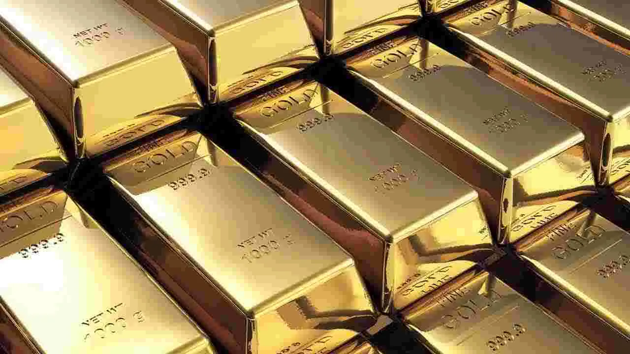 Gold Prices: బిగ్ షాక్.. బంగారం తులానికి ఎంత పెరిగిందంటే..