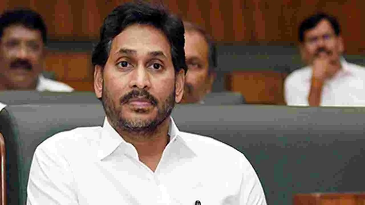 Jagan : ప్రతిపక్షంలో కష్టాలు తప్పవు!