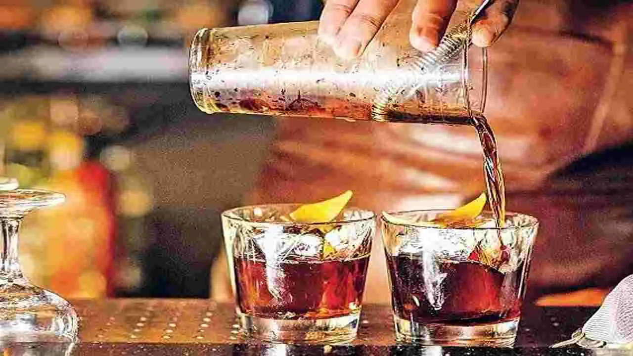 Liquor Revenue : ‘ధర’ఖాస్తుల ఆదాయం 1,312 కోట్లు