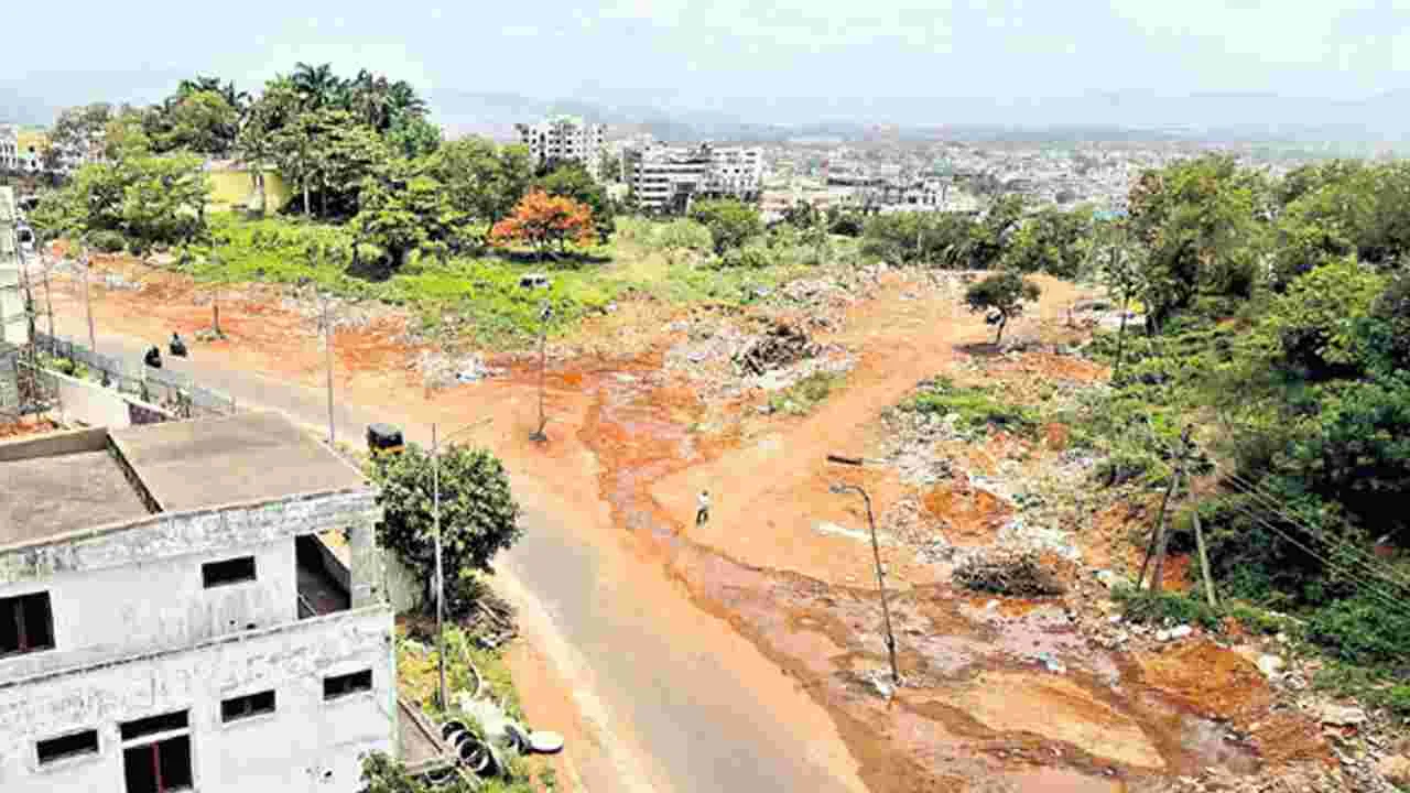 Vizag: దసపల్లా భూములపై ప్రభుత్వం ఆరా!