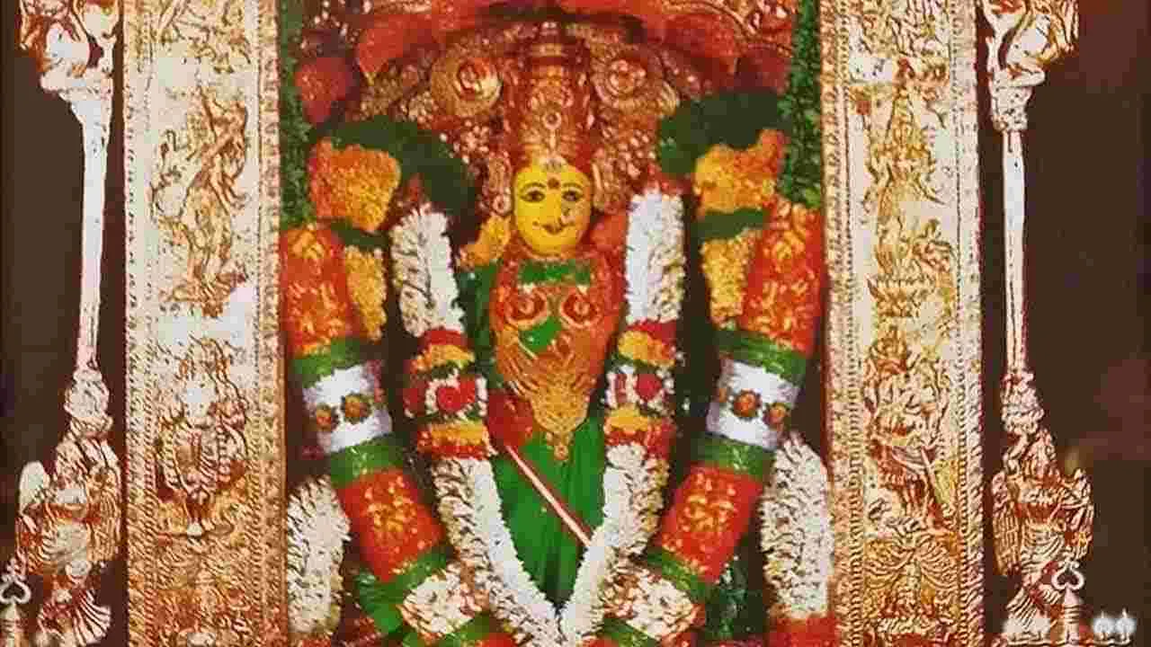 Dasara Navaratri 2024: దుర్గాష్టమి.. అమ్మవారిని ఇలా పూజించండి..