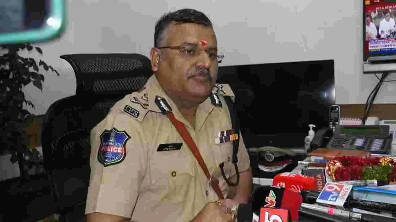 TG DGP: ఎట్టి పరిస్థితుల్లోనూ ఊరుకోం.. గ్రూప్1 అభ్యర్థులకు డీజీపీ వార్నింగ్