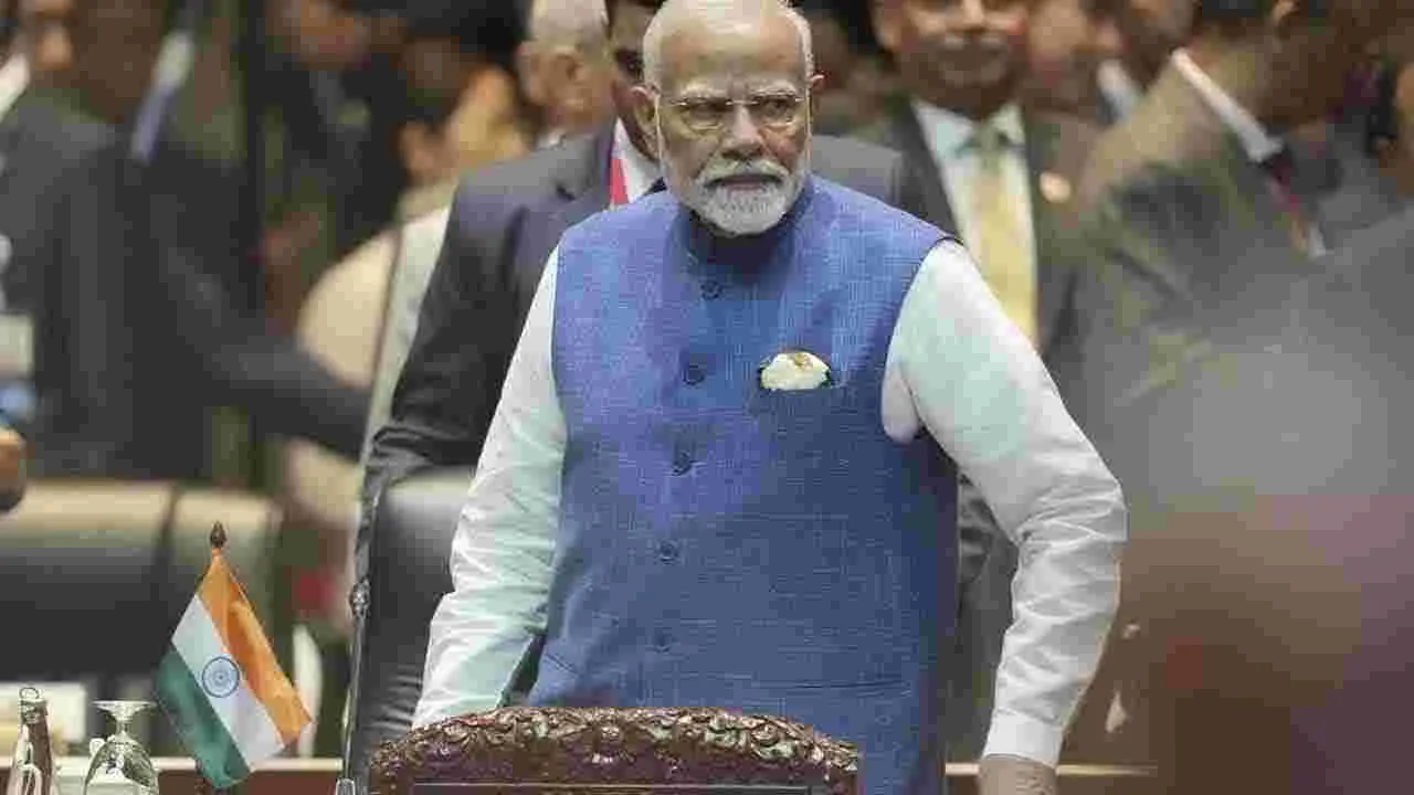 PM Modi: మోదీ మీరే డీల్ చేయాలి.. లేకుంటే మూడో ప్రపంచ యుద్ధమే.. 