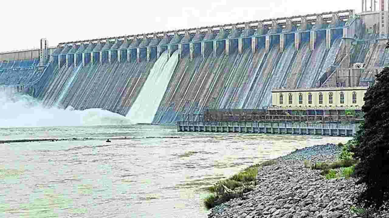 Nagarjuna Sagar: ‘సాగర్‌’ రెండు గేట్ల నుంచి నీటి విడుదల