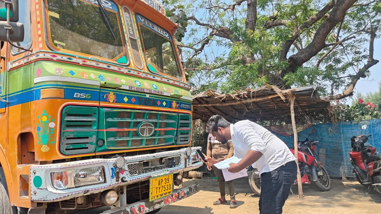 సిలికాసురులు, గనులు మింగిన వారిపై కొరడా